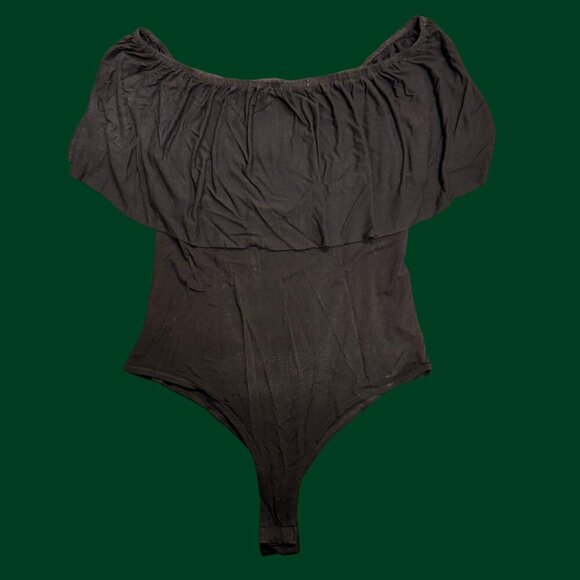 🖤 Fashion Nova Off-Shoulder Ruffle Black Bodysuit (Size M) - Picture 2 of 6